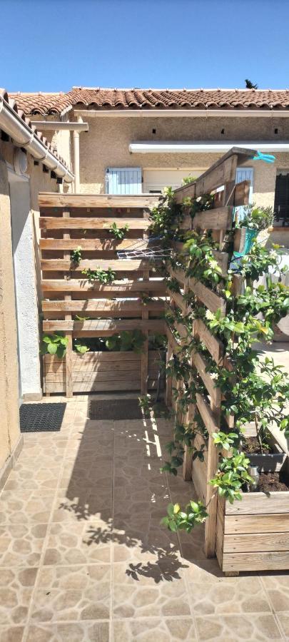 Studio Pour Location Vacances A La Semaine Avignon Exterior photo