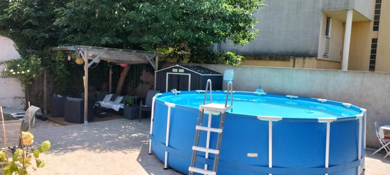 Studio Pour Location Vacances A La Semaine Avignon Exterior photo